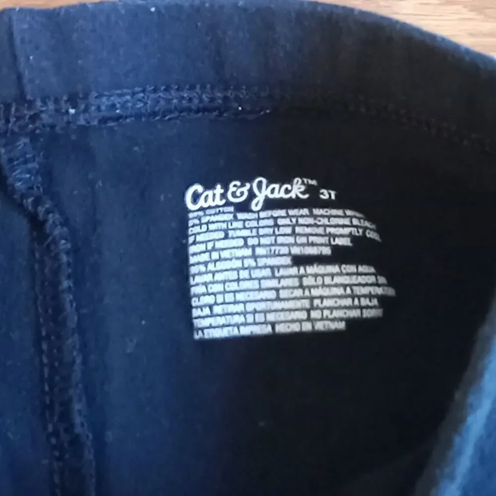 Cat and Jack black leggings size 3T